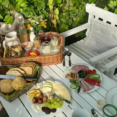 Bed & Breakfast Store Diget *